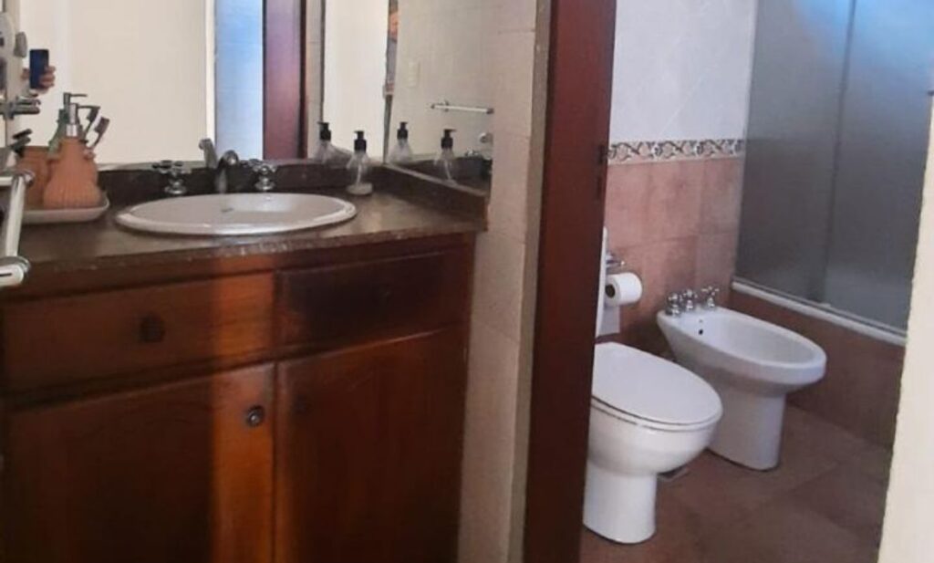 Casa 3 Dormitorios con Piscina / Pasaje Apacheta Nº 7946 Bº Cerro Norte diseño sin título 20251017 185802 0000