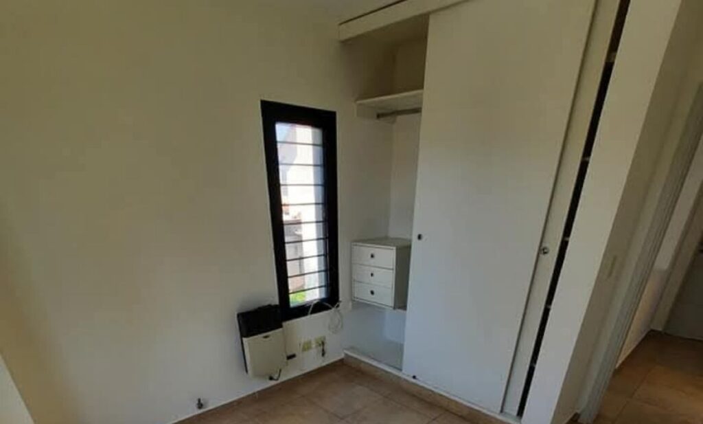 Casa 3 Dormitorios en Housing Cerrado / Hugo Wast Nº 248 Bº Jardines De Allende - Villa Allende diseño sin título 20251017 195022 0000